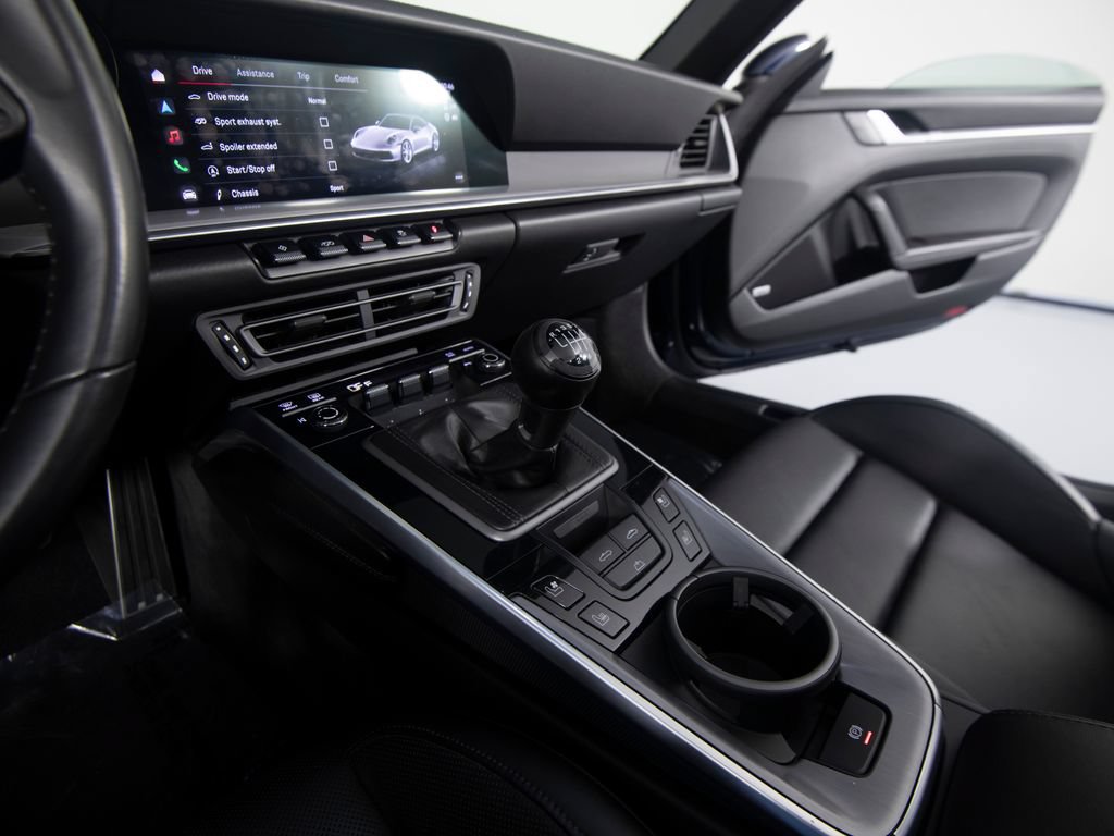 Certified 2022 Porsche 911 Carrera S RWD image 29