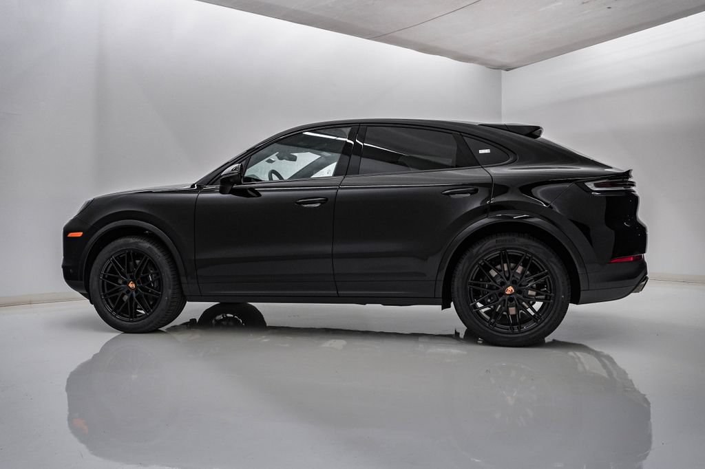 New 2026 Porsche Cayenne Coupe AWD/4WD image 2