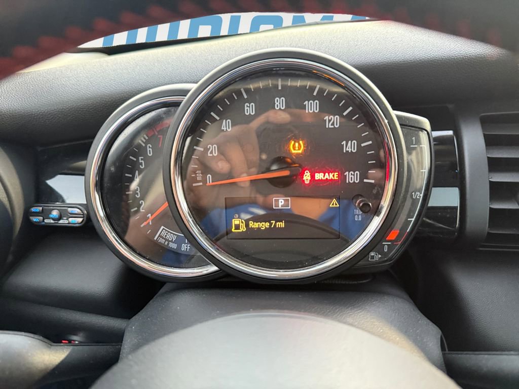 Used 2019 MINI Cooper S w/ Premium Package image 19