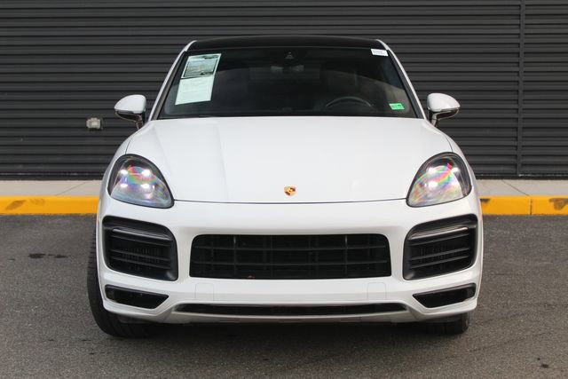 Used 2021 Porsche Cayenne GTS w/ Premium Package image 11