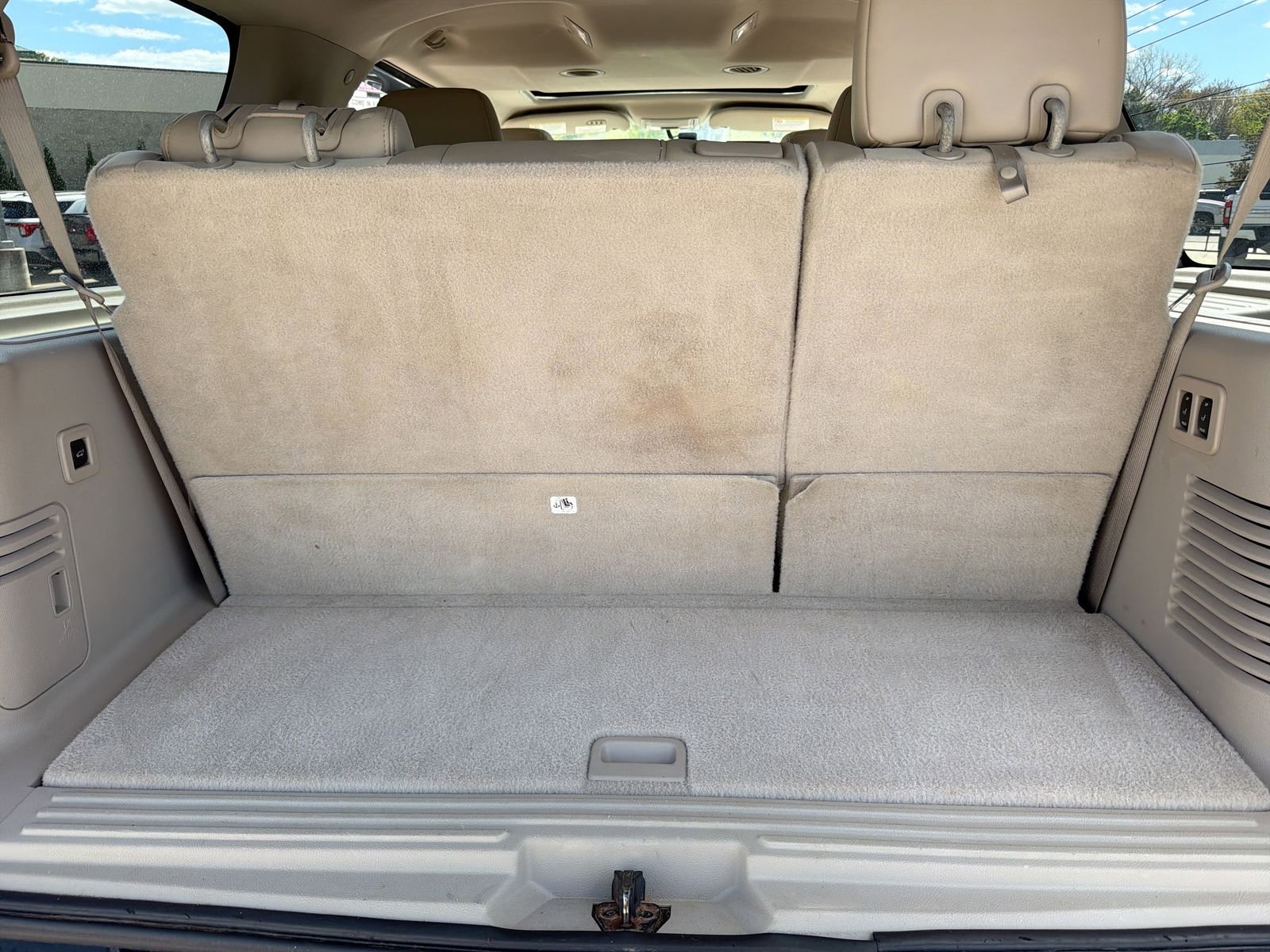 Used 2013 Lincoln Navigator 4WD w/ HD Trailer Tow Pkg image 38
