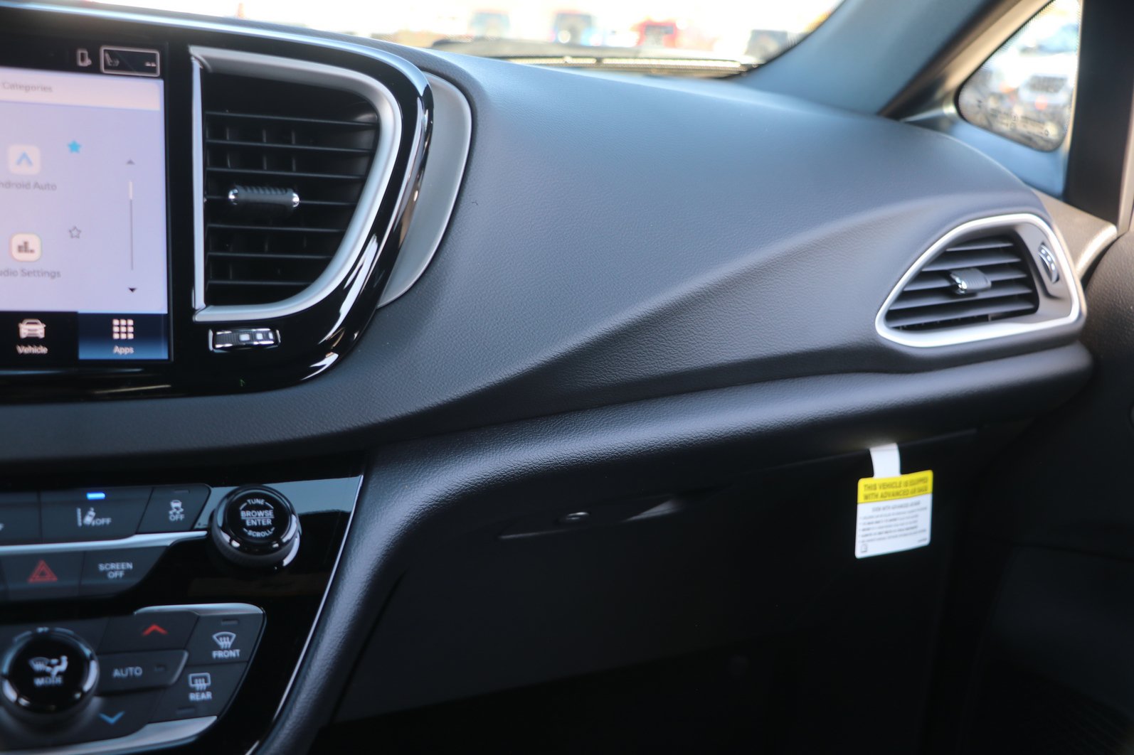 New 2027 Chrysler Pacifica LX FWD image 26