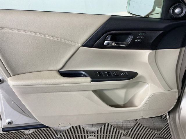 Used 2013 Honda Accord EX-L image 11