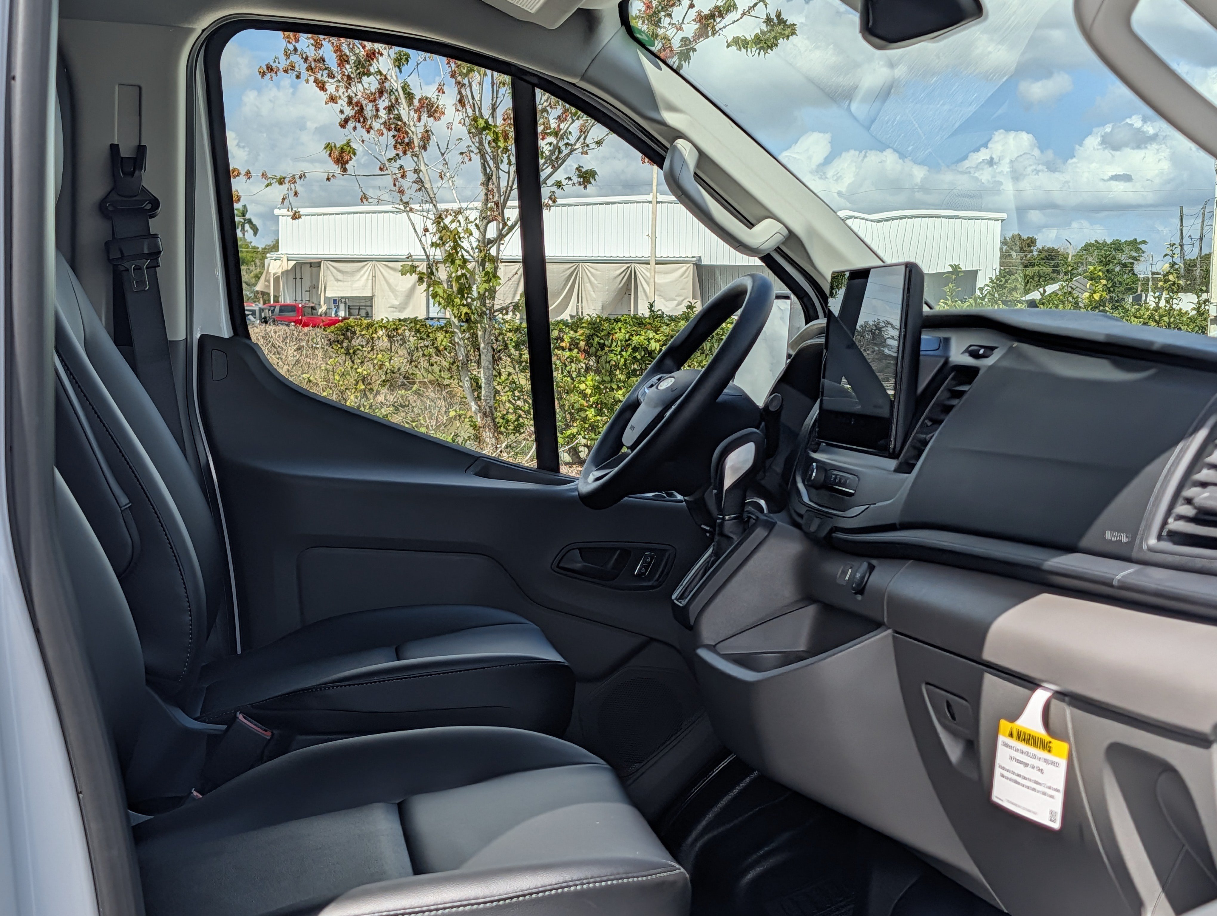 New 2026 Ford Transit 250 Low Roof RWD image 17