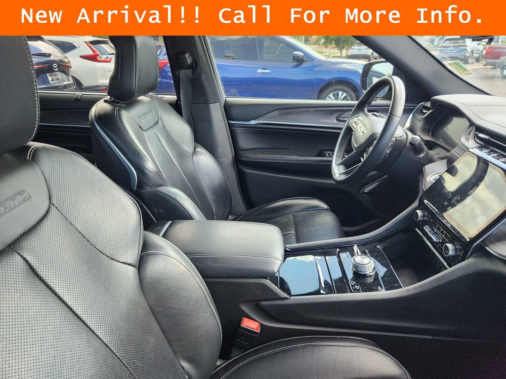 Used 2021 Jeep Grand Cherokee L Overland w/ Luxury Tech Group IV AWD/4WD image 11