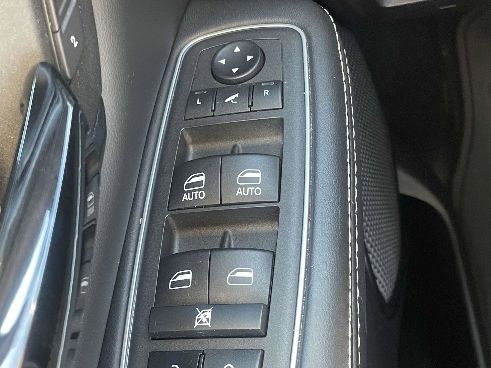 Used 2022 RAM 1500 Limited image 11