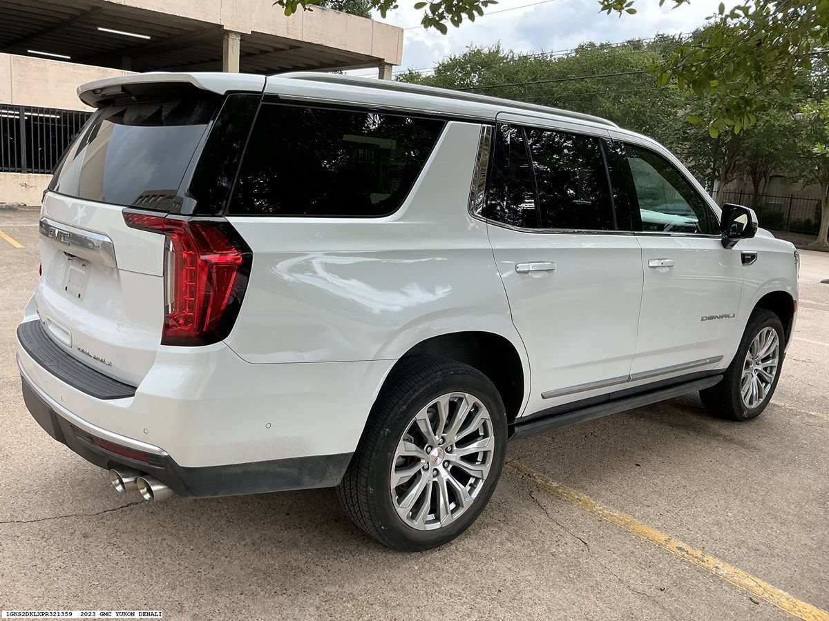 Used 2023 GMC Yukon Denali w/ Denali Reserve Package AWD/4WD image 5