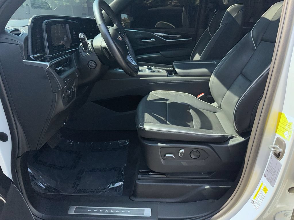 Used 2023 Cadillac Escalade ESV Sport w/ Touring Package RWD image 13