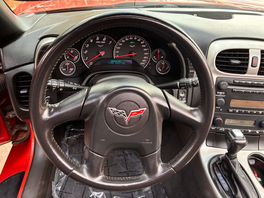 Used 2005 Chevrolet Corvette Coupe w/ Preferred Equipment Group RWD image 20
