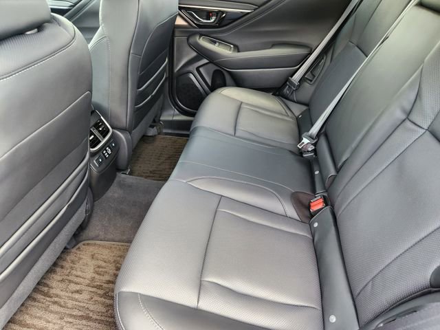 Certified 2025 Subaru Outback Limited image 32