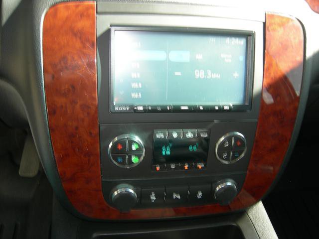 Used 2013 Chevrolet Tahoe LT AWD/4WD image 11