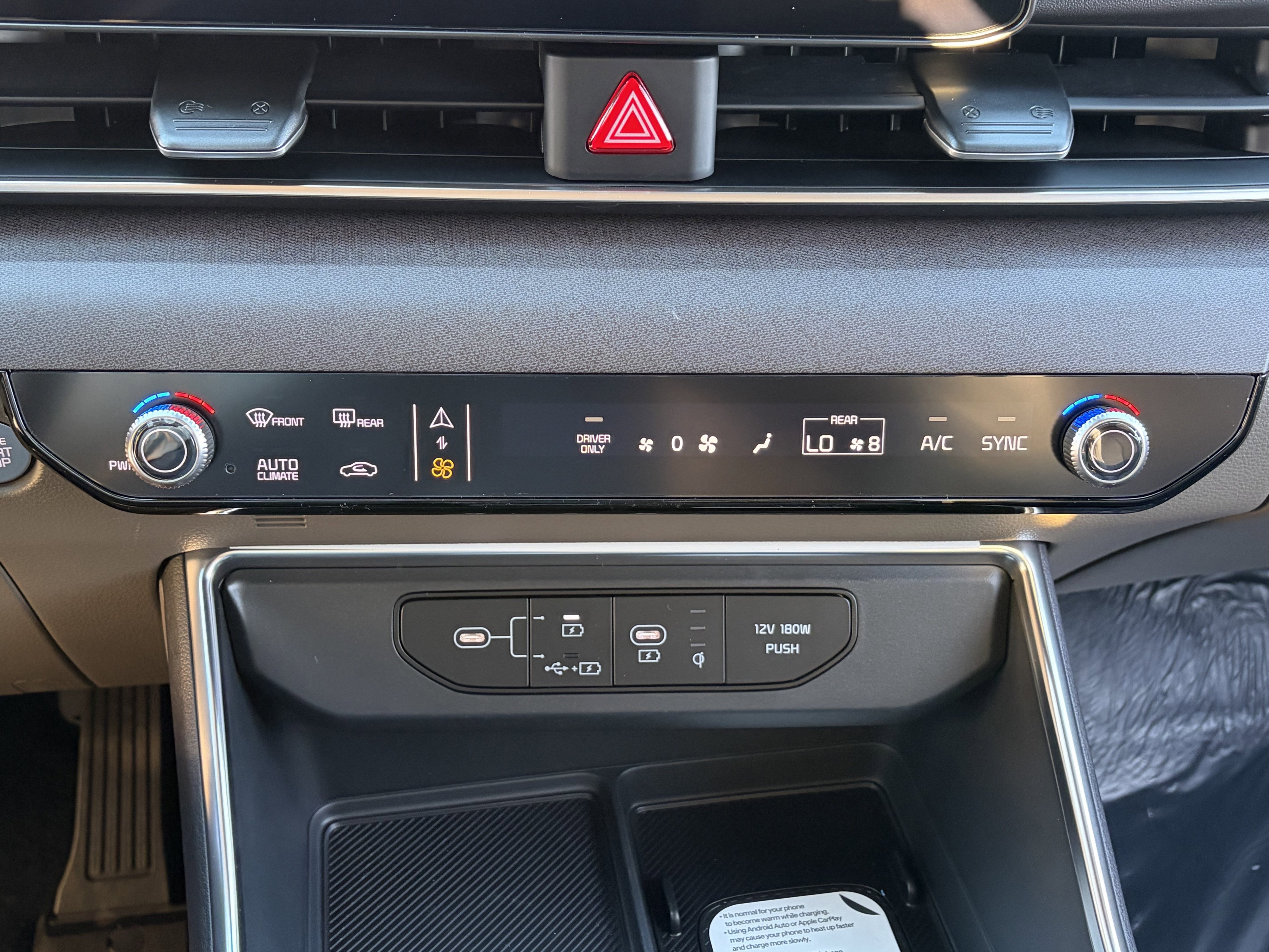 New 2026 Kia Carnival EX image 27