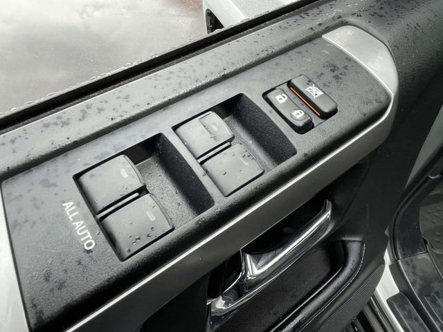 Used 2022 Toyota 4Runner SR5 Premium image 16