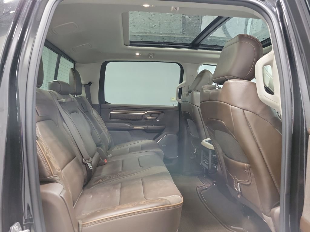 Used 2025 RAM 1500 Limited AWD/4WD image 17