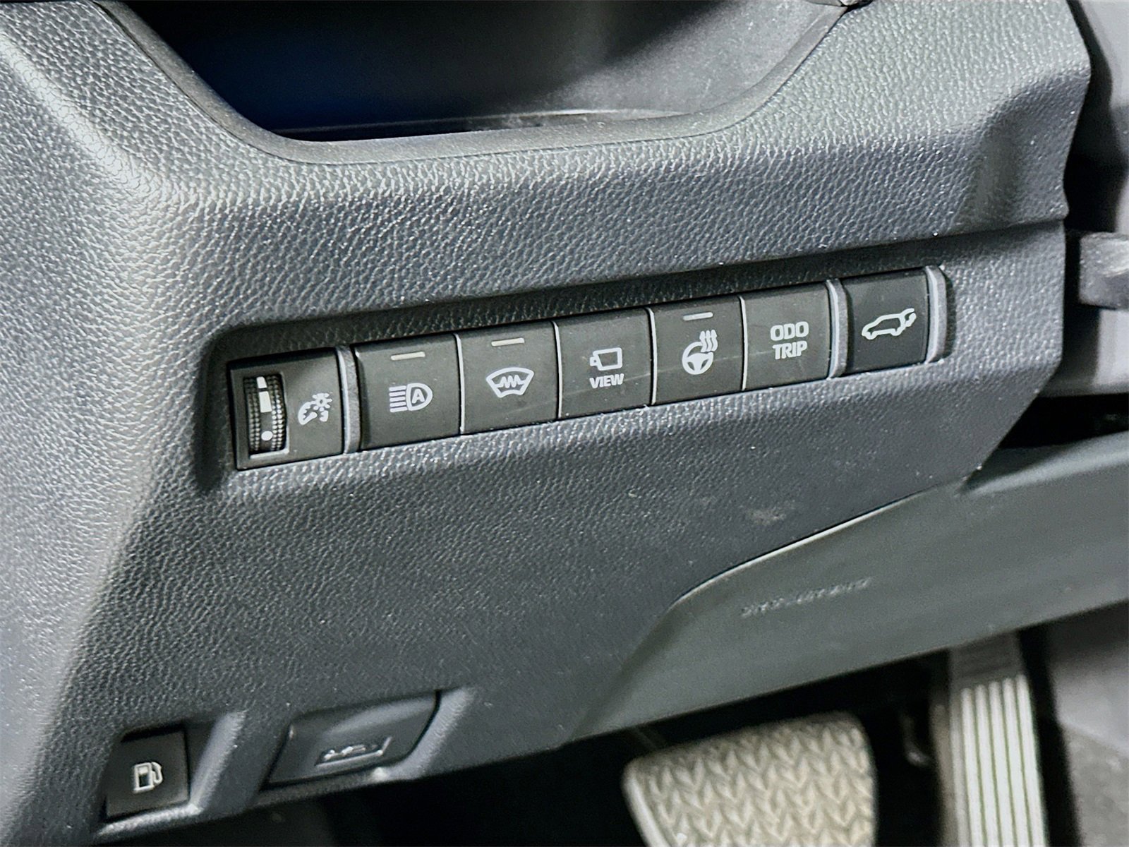 Used 2024 Toyota RAV4 XSE w/ Advanced Technology Package image 10