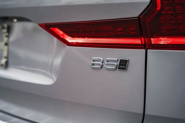 New 2026 Volvo XC60 B5 Plus w/ Protection Package Premier image 7