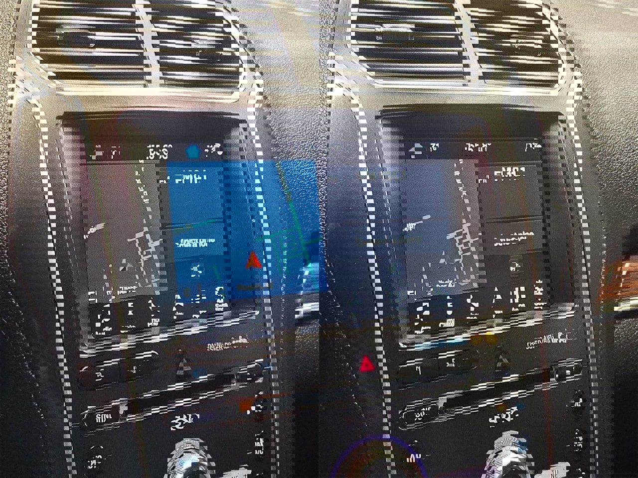 Used 2018 Ford Explorer Limited image 22