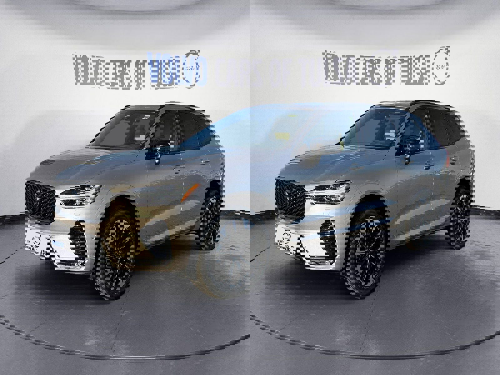 New 2026 Volvo XC60 B5 Plus w/ Protection Package Premier