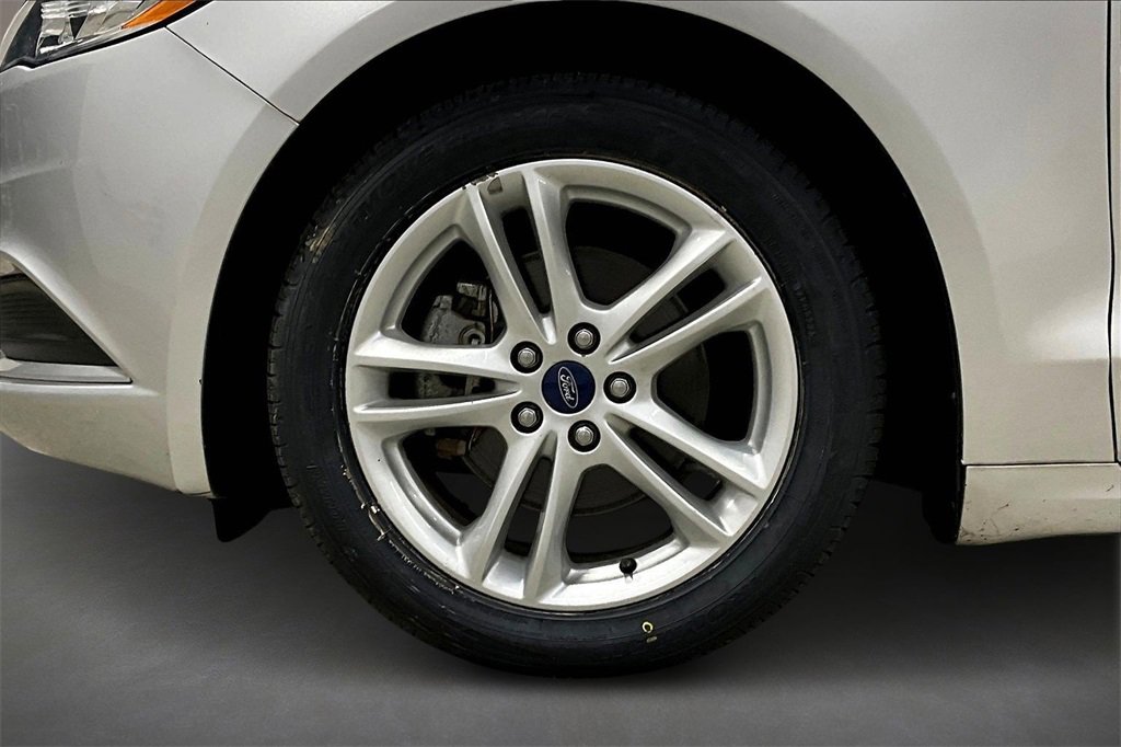 Used 2018 Ford Fusion S image 31