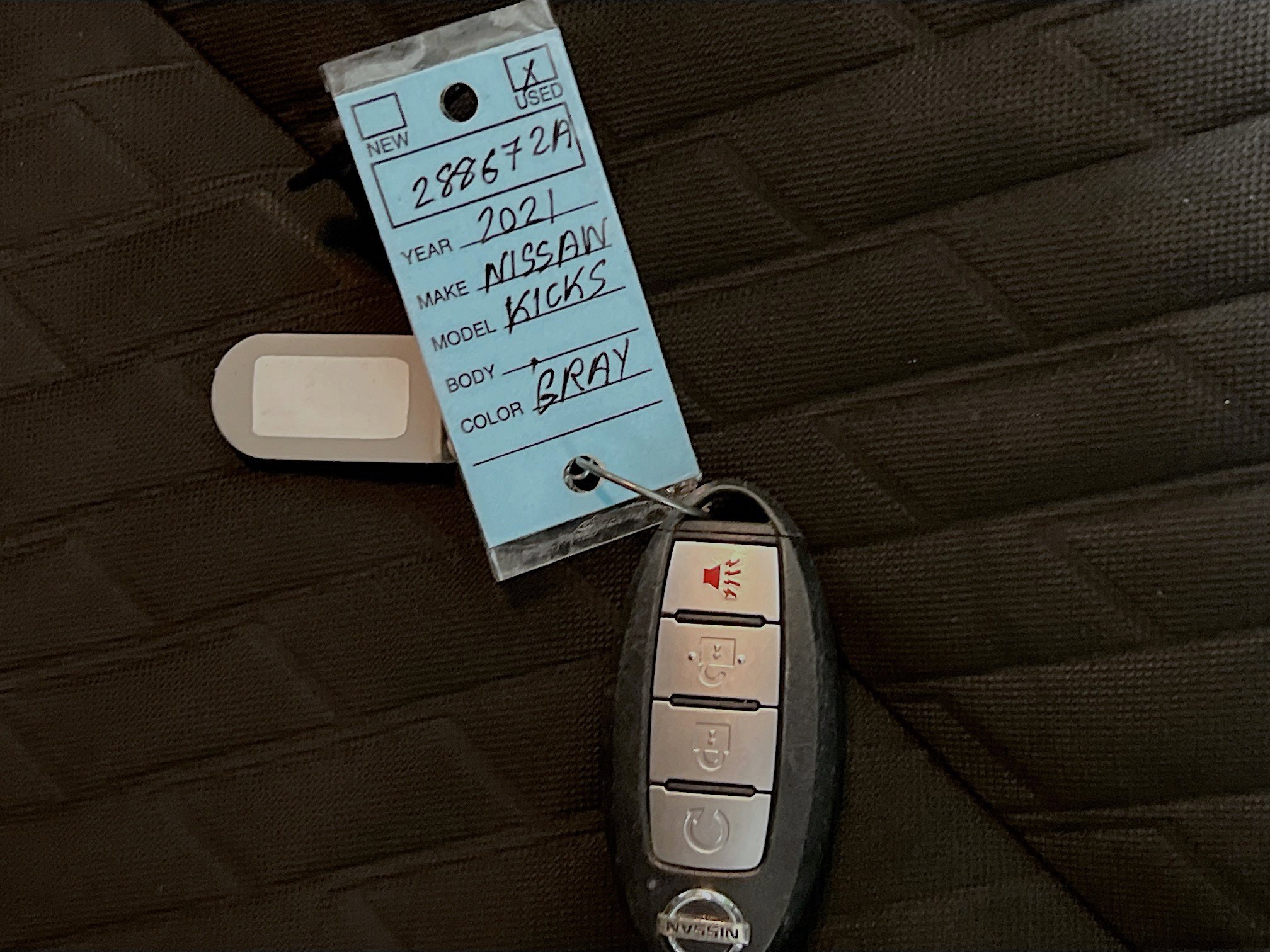 Used 2021 Nissan Kicks SR image 36