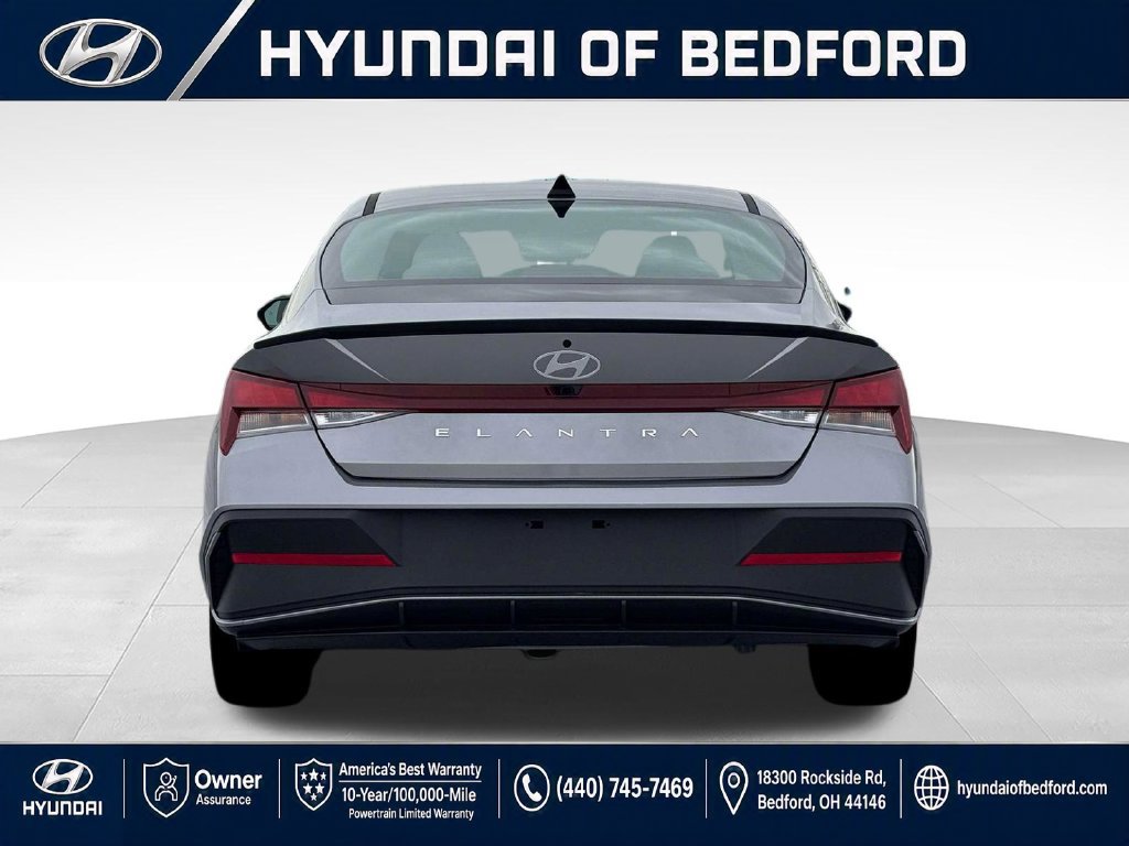 Used 2026 Hyundai Elantra Sport FWD image 7
