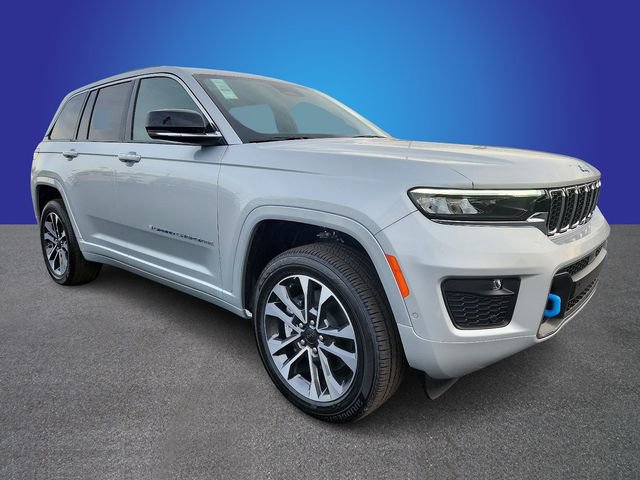 New 2024 Jeep Grand Cherokee Overland w/ Trailer Tow Package AWD/4WD image 2