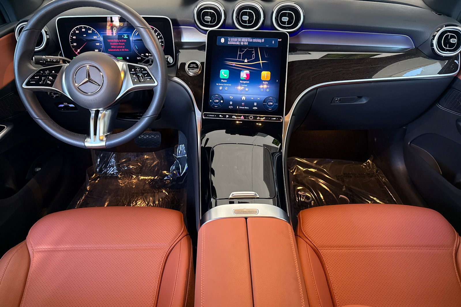 Certified 2025 Mercedes-Benz GLC 350e 4MATIC image 3