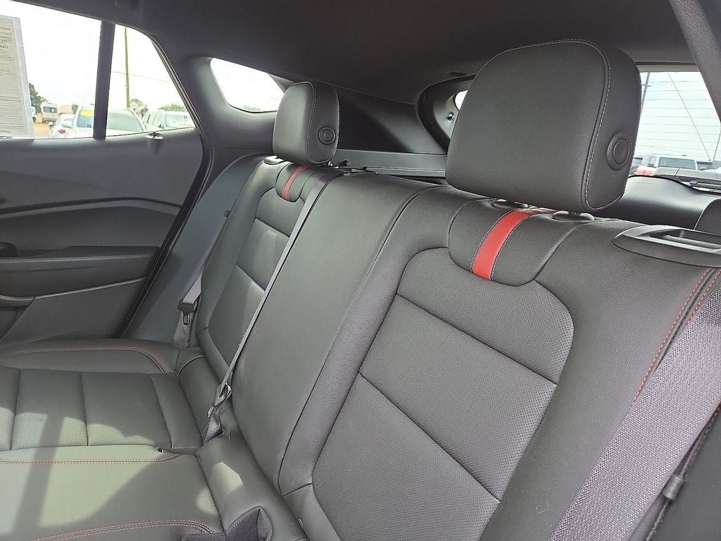 Used 2026 Chevrolet Trax RS w/ Sunroof Package FWD image 19