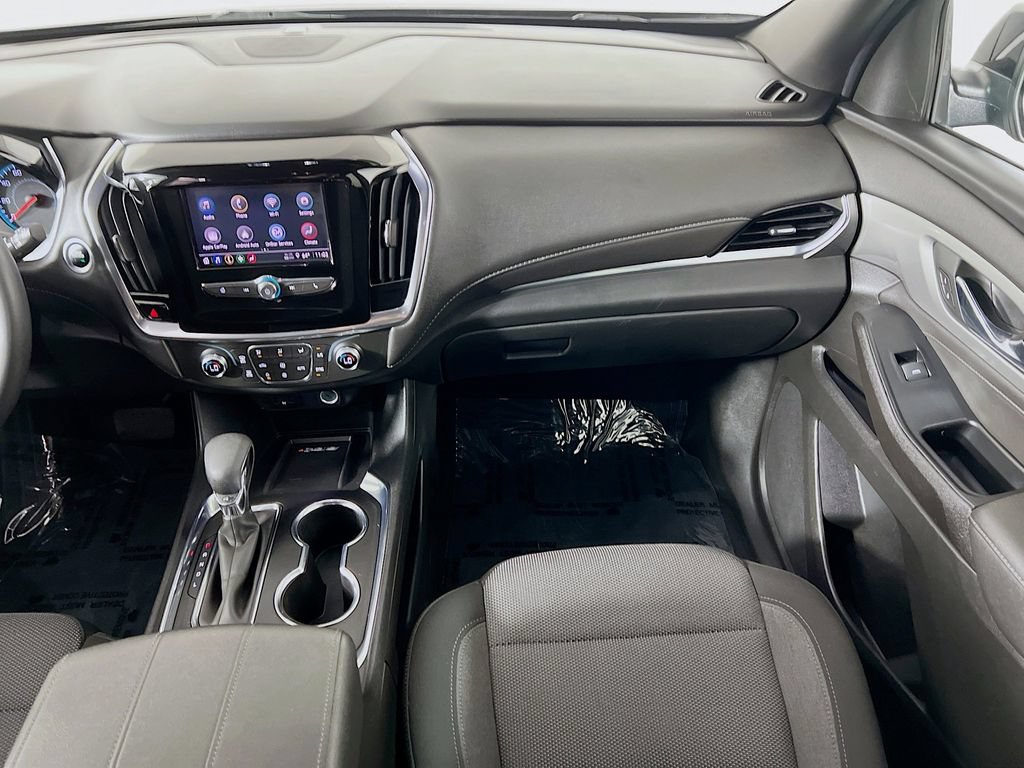 Used 2023 Chevrolet Traverse LT w/ LPO, Floor Liner Package FWD image 21
