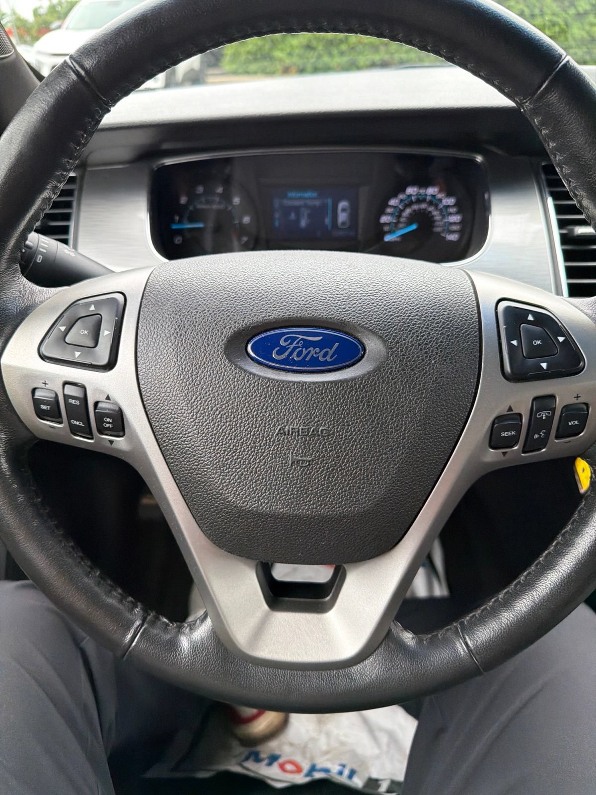 Used 2013 Ford Taurus SEL FWD image 14