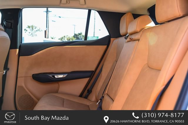 Used 2024 Lexus RZ 300e Premium w/ Accessory Package (Z1) image 17