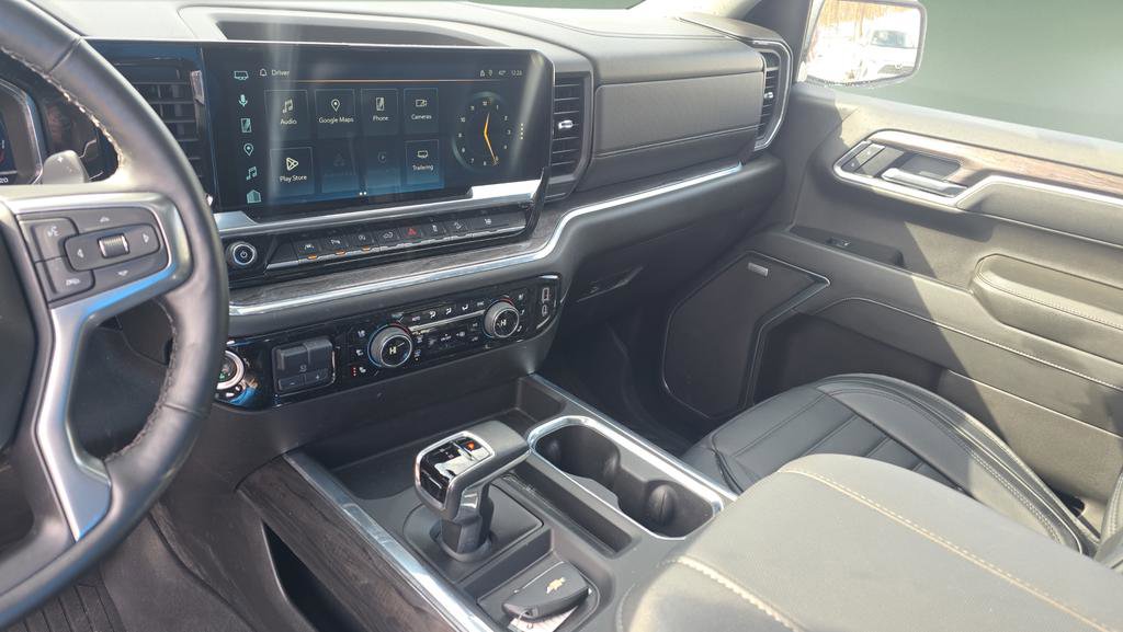 Used 2025 Chevrolet Silverado 1500 LTZ w/ LTZ Premium Package image 24
