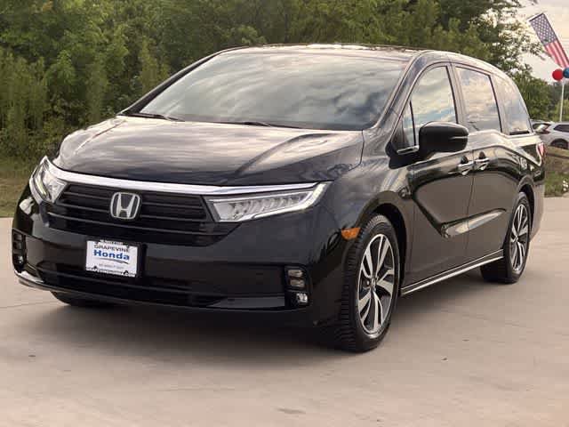 Used 2023 Honda Odyssey Touring image 2