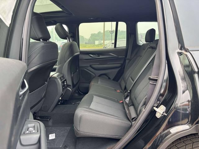 New 2026 Jeep Grand Cherokee Laredo X AWD/4WD image 7