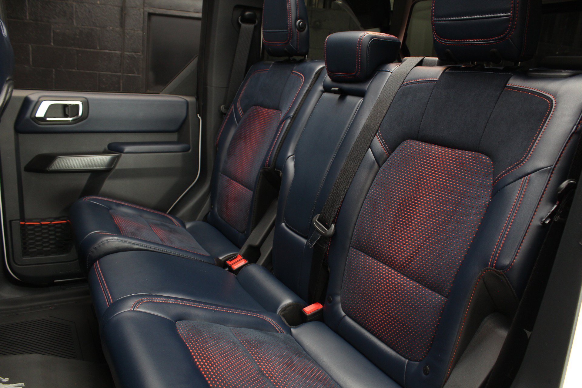 Used 2024 Ford Bronco Raptor w/ Interior Carbon Fiber Pack 6 AWD/4WD image 42