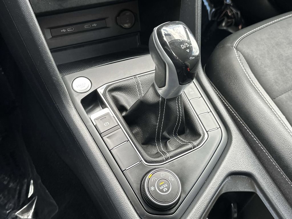 Used 2022 Volkswagen Taos SE image 30