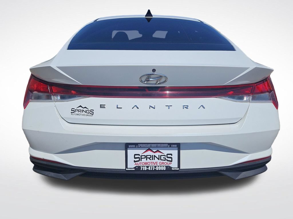 Used 2021 Hyundai Elantra SEL FWD image 4