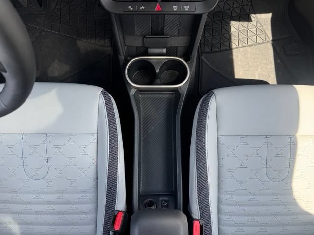 Used 2026 MINI Cooper 2-Door Hardtop FWD image 25