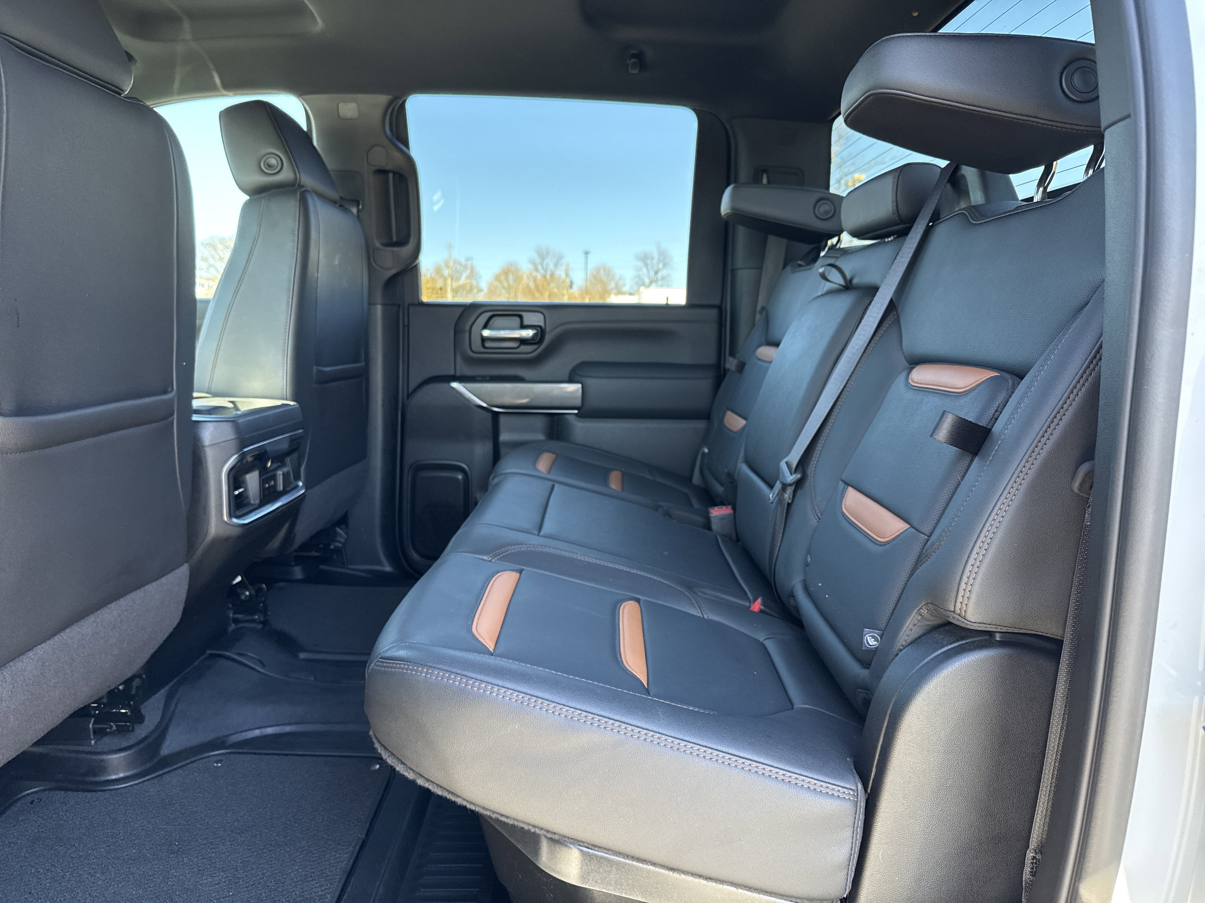 Used 2022 GMC Sierra 2500 AT4 w/ Gooseneck/5TH Wheel Package image 29