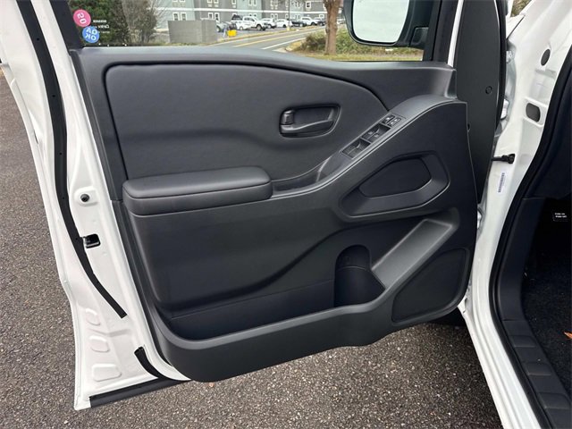 New 2026 Nissan Frontier S image 19