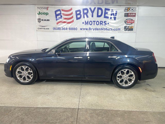 Used 2017 Chrysler 300 C Platinum w/ Safetytec Plus Group image 5