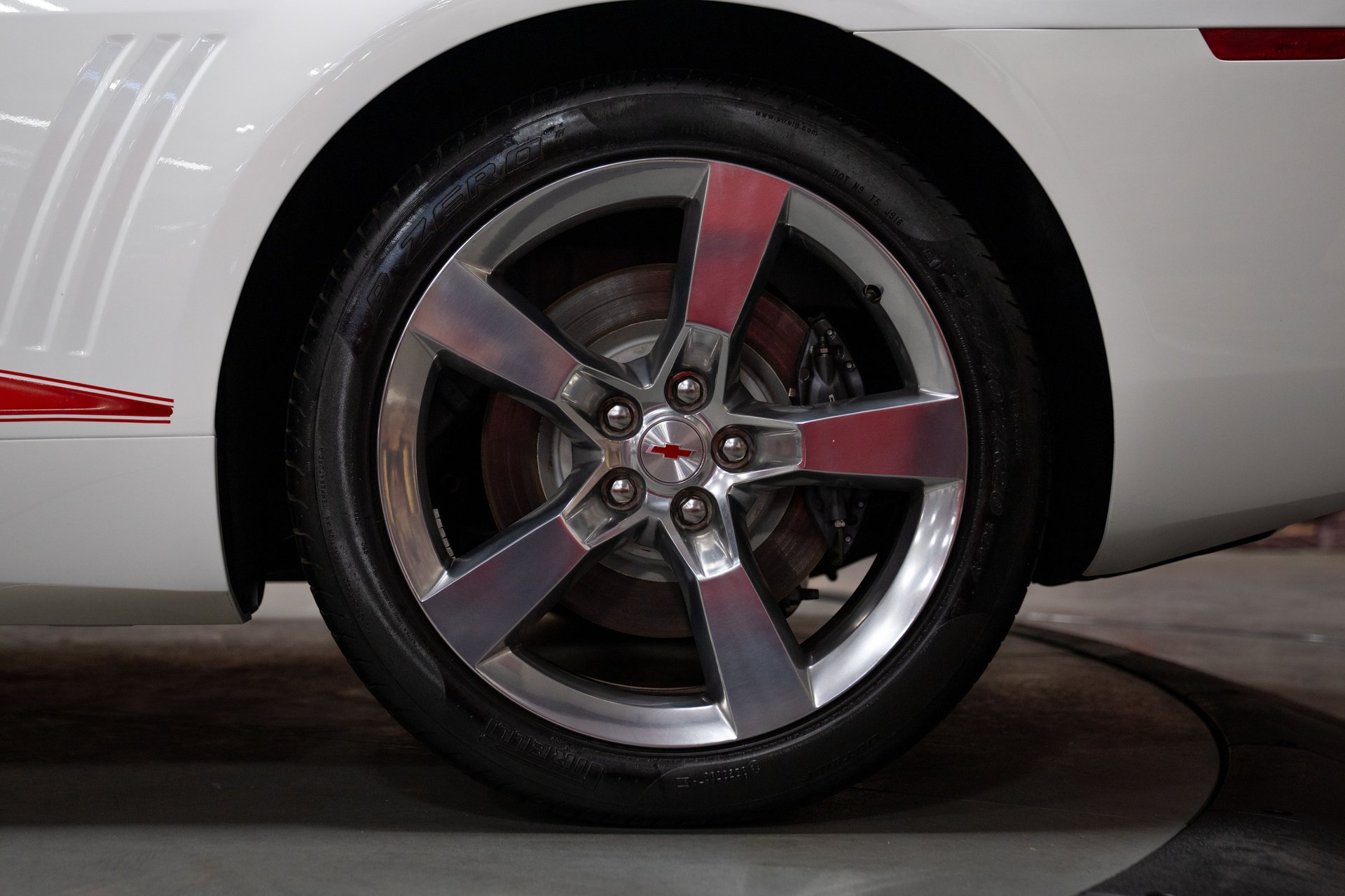 Used 2010 Chevrolet Camaro SS w/ RS Package RWD image 9