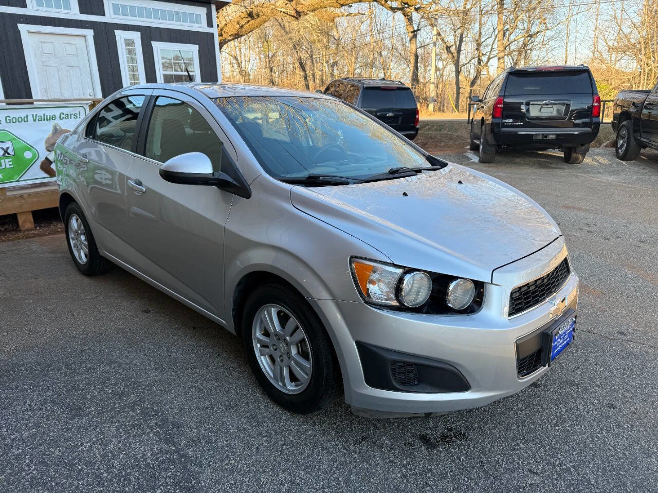 Used 2012 Chevrolet Sonic LT FWD image 3