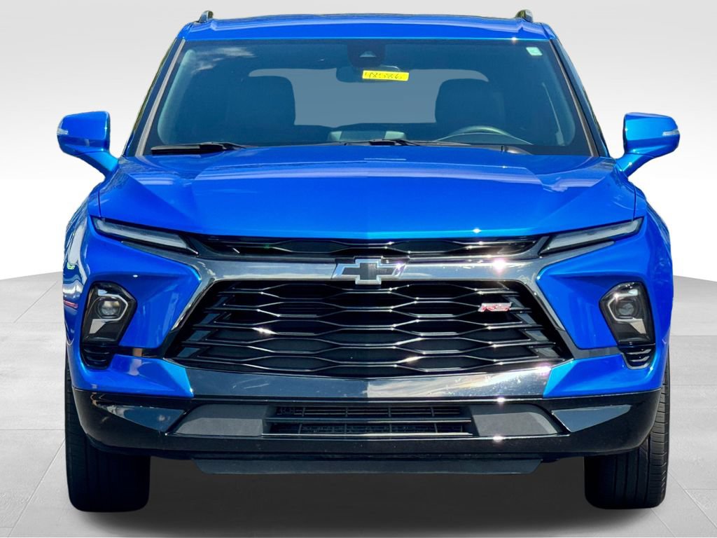 Used 2024 Chevrolet Blazer RS w/ Enhanced Convenience Package AWD/4WD image 2