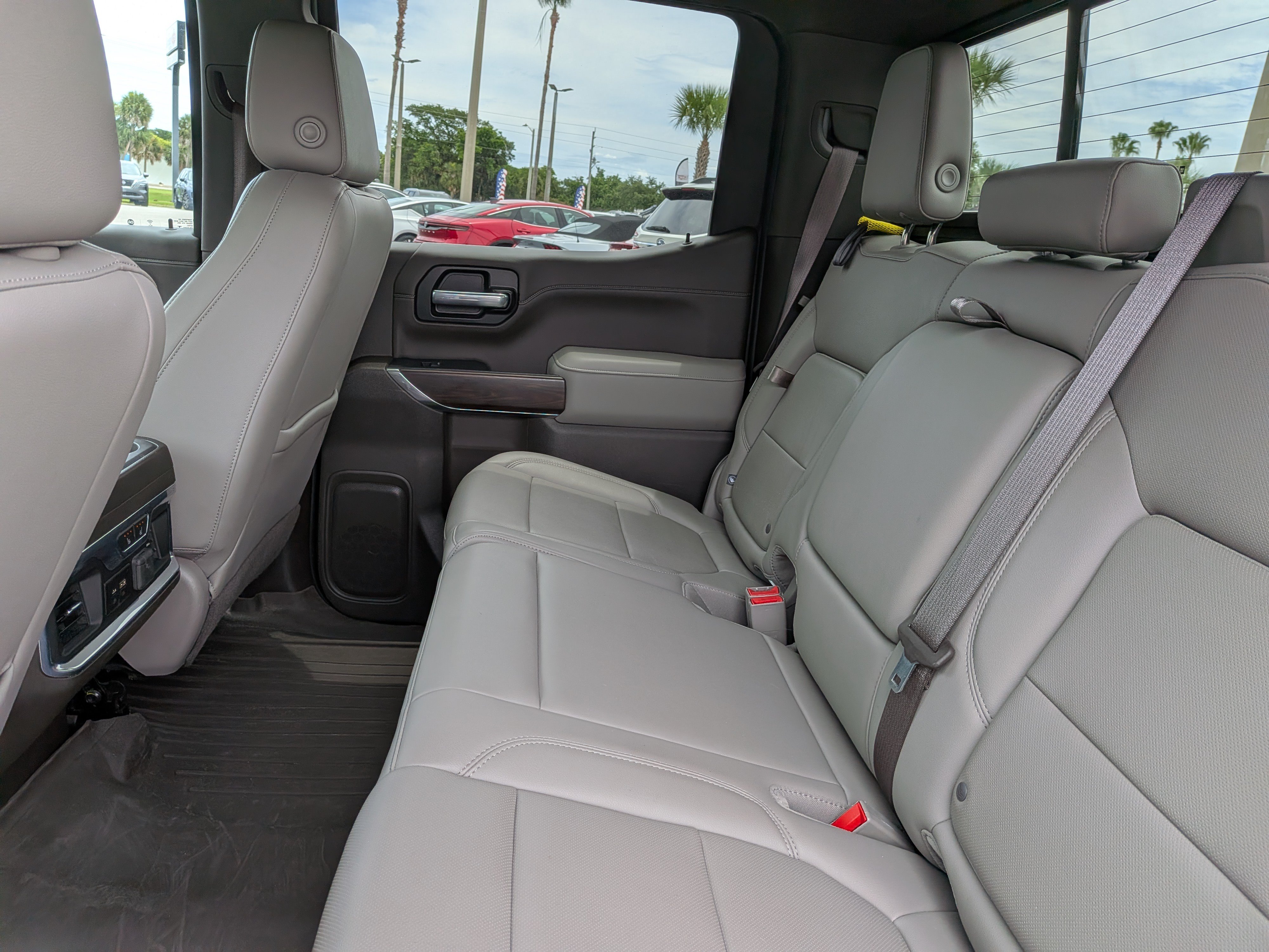Certified 2020 GMC Sierra 1500 SLT w/ SLT Premium Plus Package AWD/4WD image 17