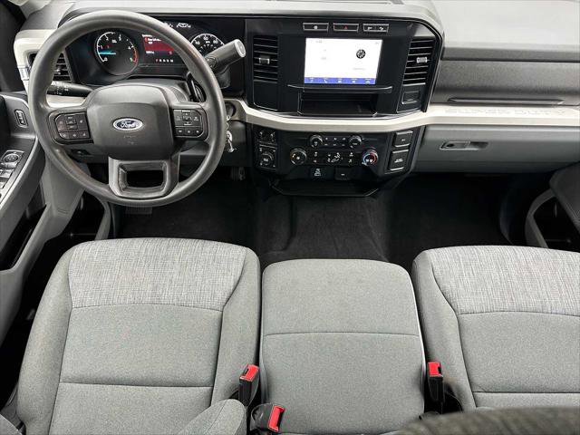 Used 2023 Ford F350 XLT w/ FX4 Off-Road Package image 18