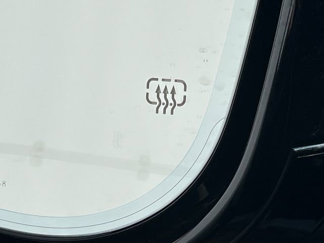 Used 2025 Jeep Grand Cherokee Limited w/ Luxury Tech Group II image 46