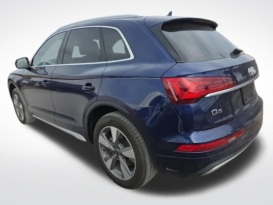 Used 2023 Audi Q5 2.0T Premium w/ Convenience Package image 6