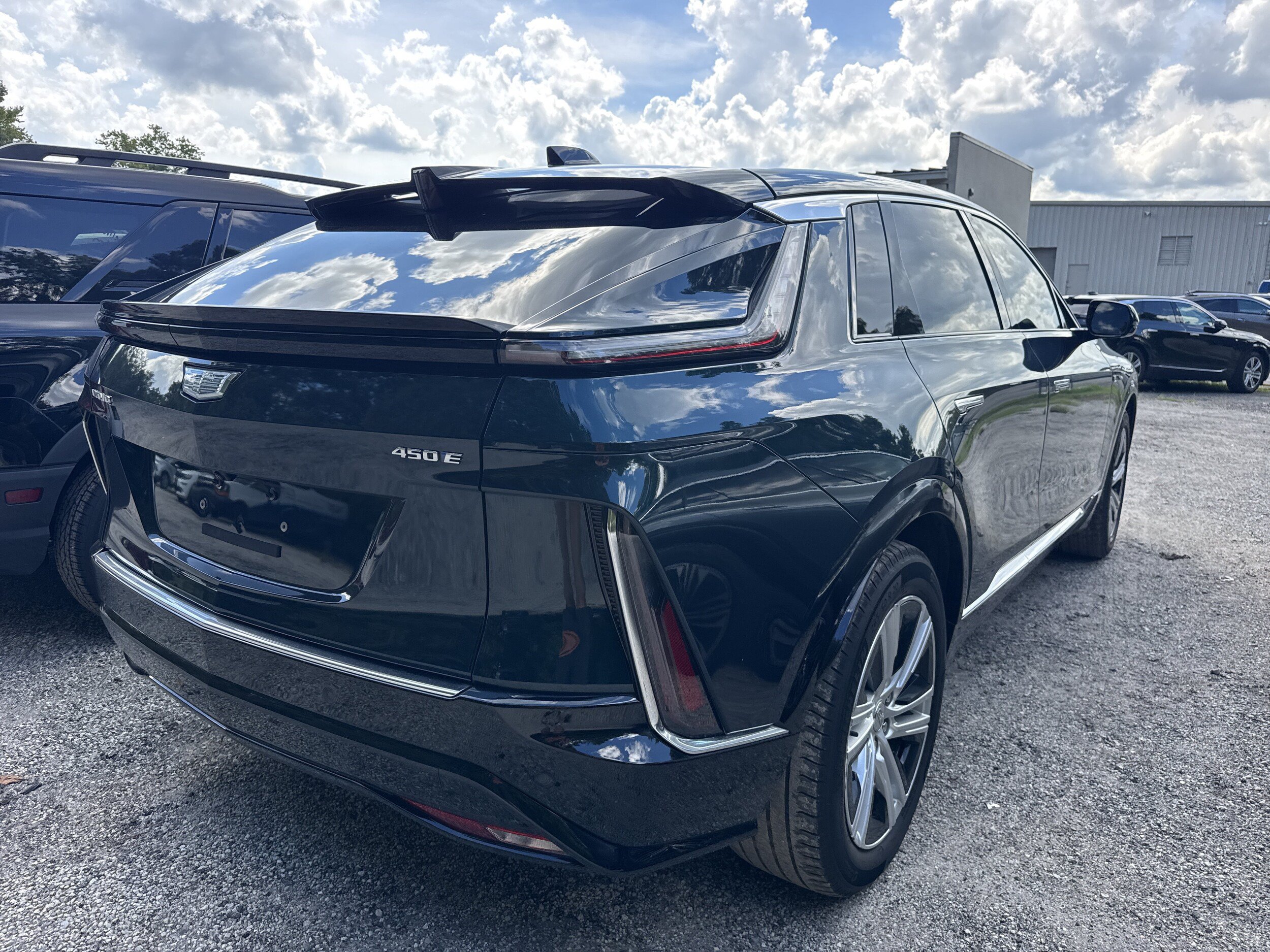 Used 2024 Cadillac Lyriq Tech RWD image 3