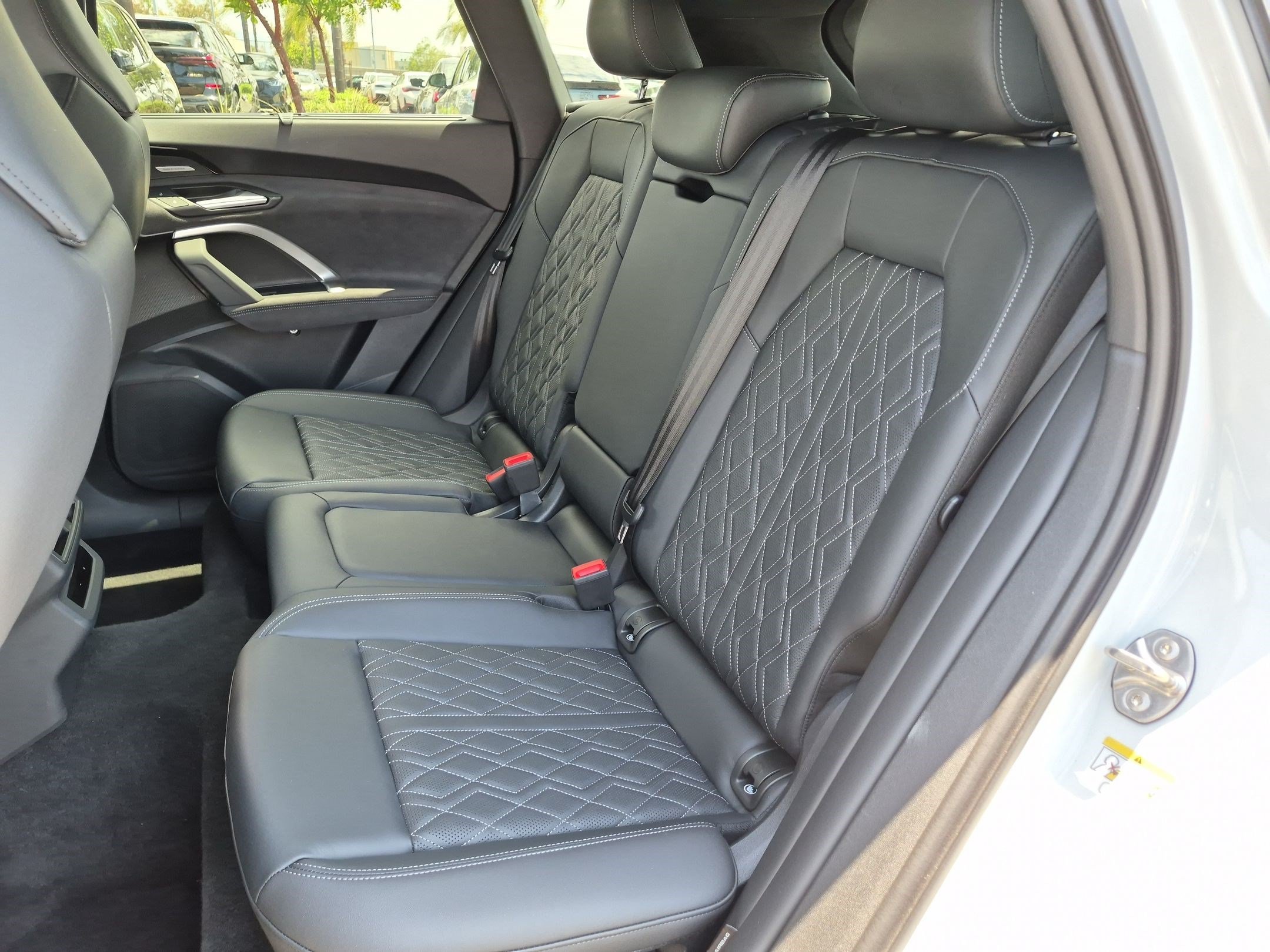 Used 2025 Audi SQ5 Premium Plus w/ Premium Plus Package AWD/4WD image 31
